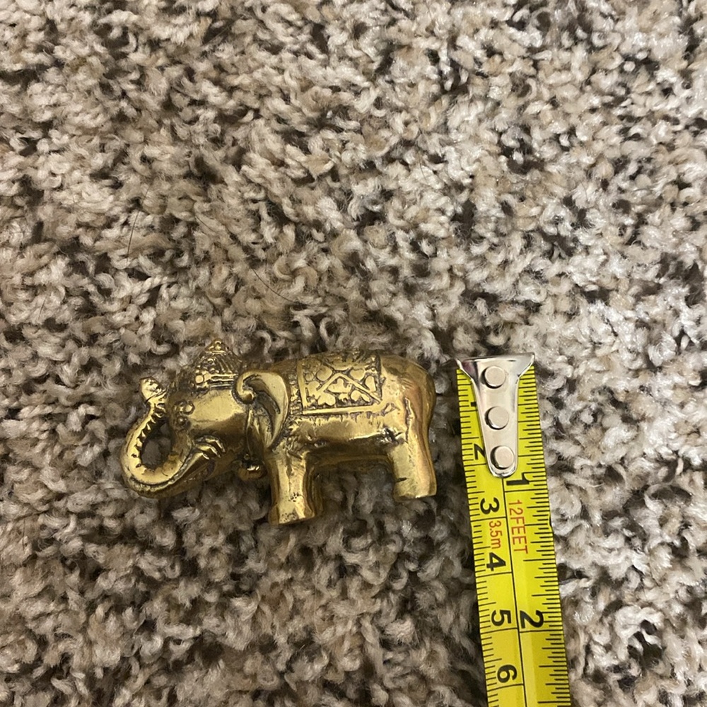 🛍️Gold Elephant Figurine! - Picture 7 of 7